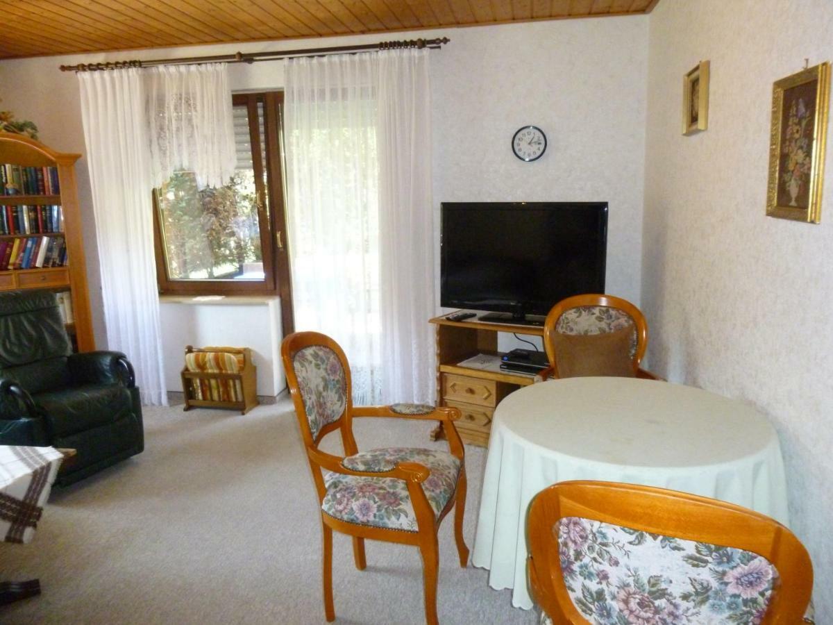 Ferienwohnung Anton Schuler Niedenstein Exterior foto